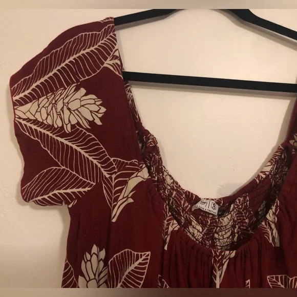 Sig Zane X Fighting Eel collab Knee length off shoulder dress - Picture 3 of 5